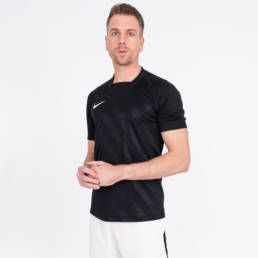 Nike challenge black