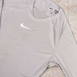 Baselayer-nike-square-2