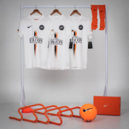 Denham-United-5