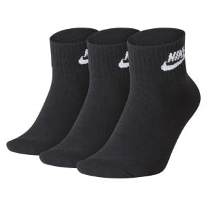 Nike Sportswear Everyday Essential Ankle Socks (3 Pair)