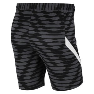 Nike Dri-FIT Strike Knit Shorts (M)