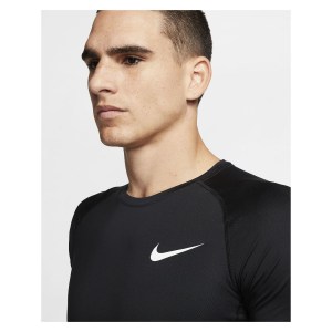 Nike Tight-Fit Short-Sleeve Top