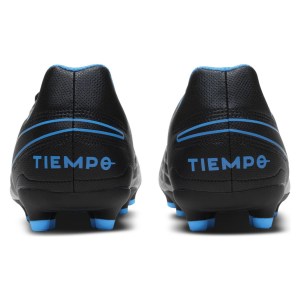 Nike Jr. Tiempo Legend 8 Club Multi-Ground Soccer Cleat