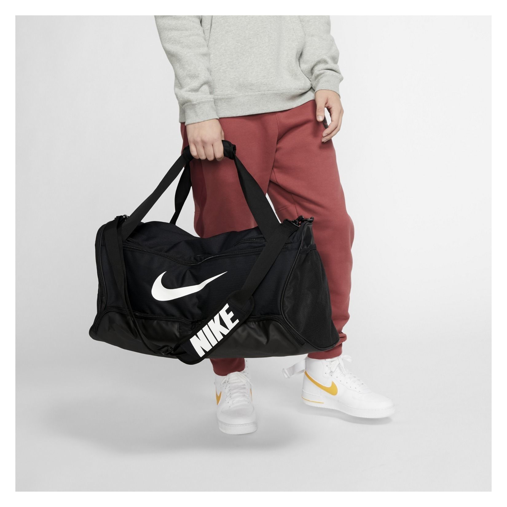 Nike Brasilia Training Medium Duffle Bag, Durable Nike Duffle Bag