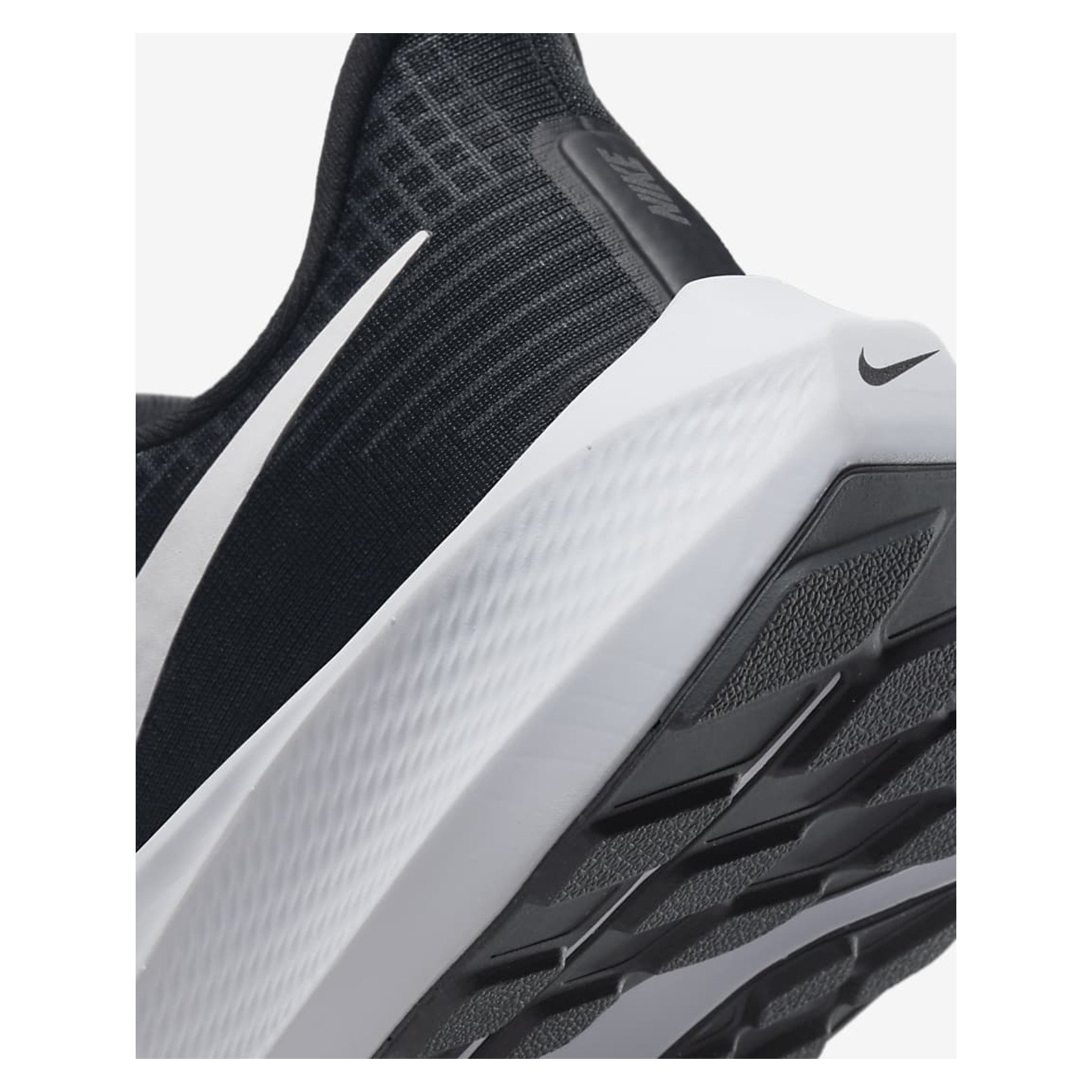 Nike Womens Air Zoom Pegasus 39 Running Shoe