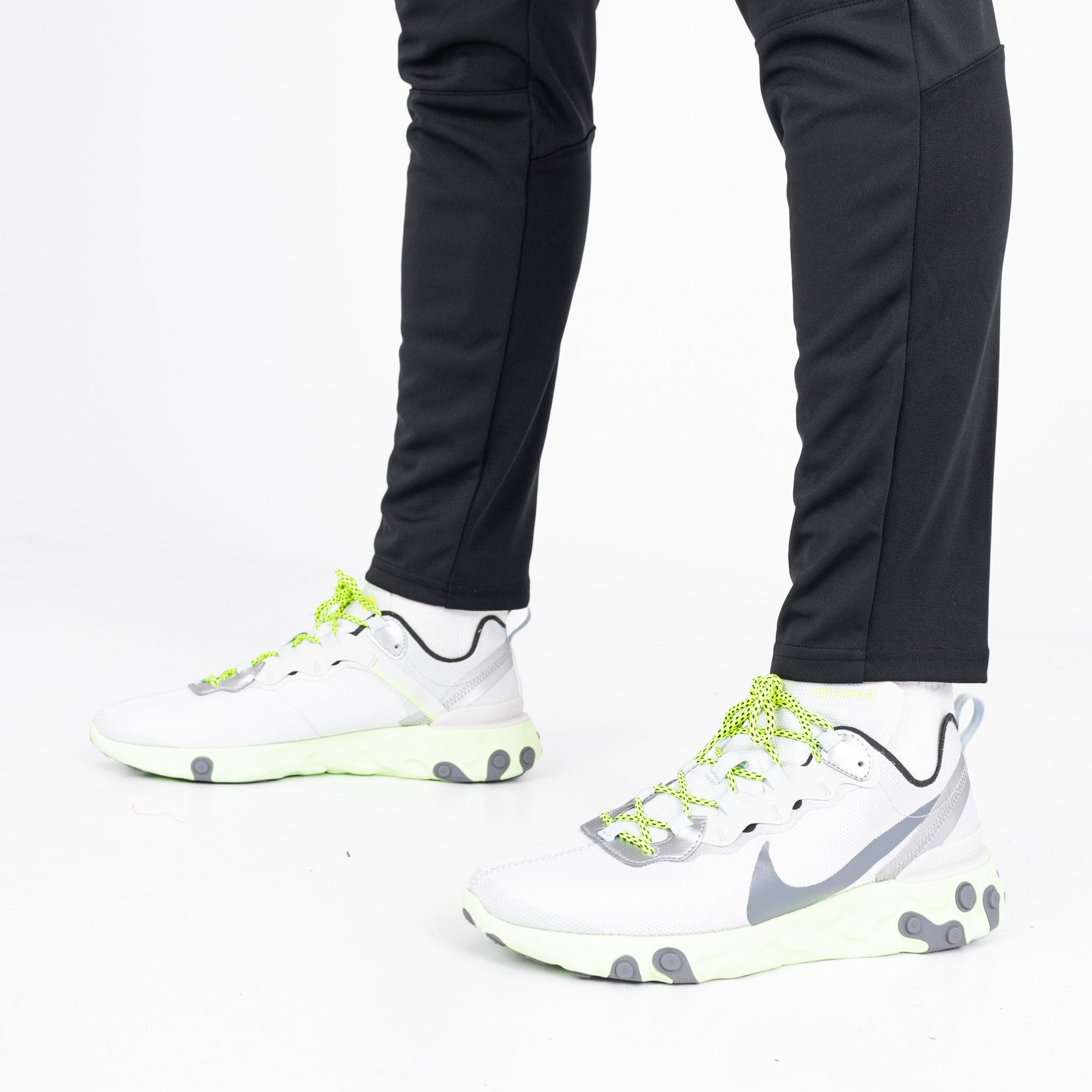 nike dri tech pants