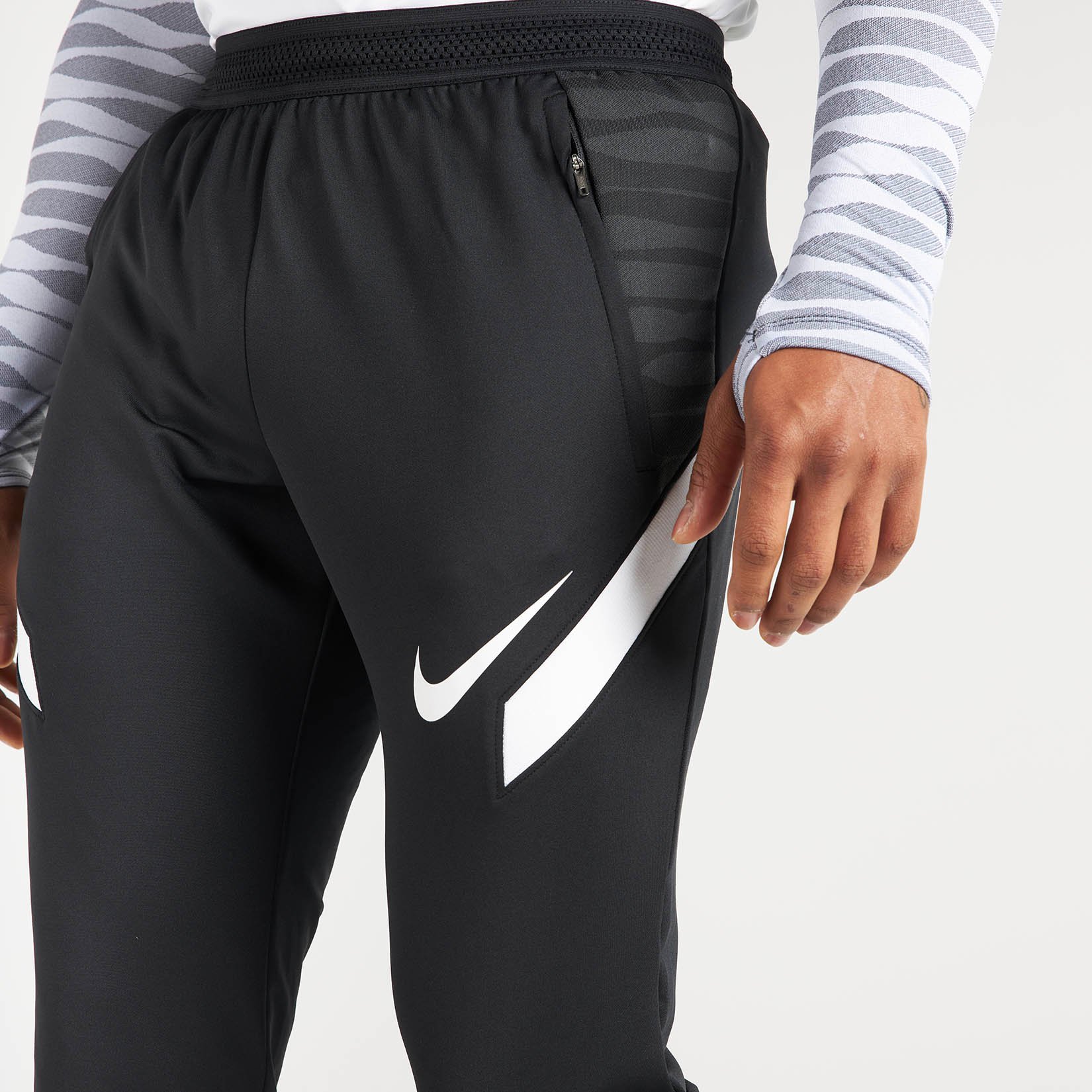 nike performance strike pant