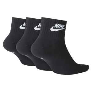 Nike Sportswear Everyday Essential Ankle Socks (3 Pair)