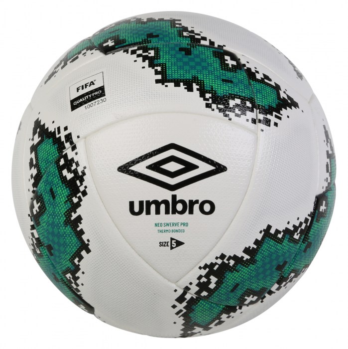 Umbro Neo Swerve Pro Football