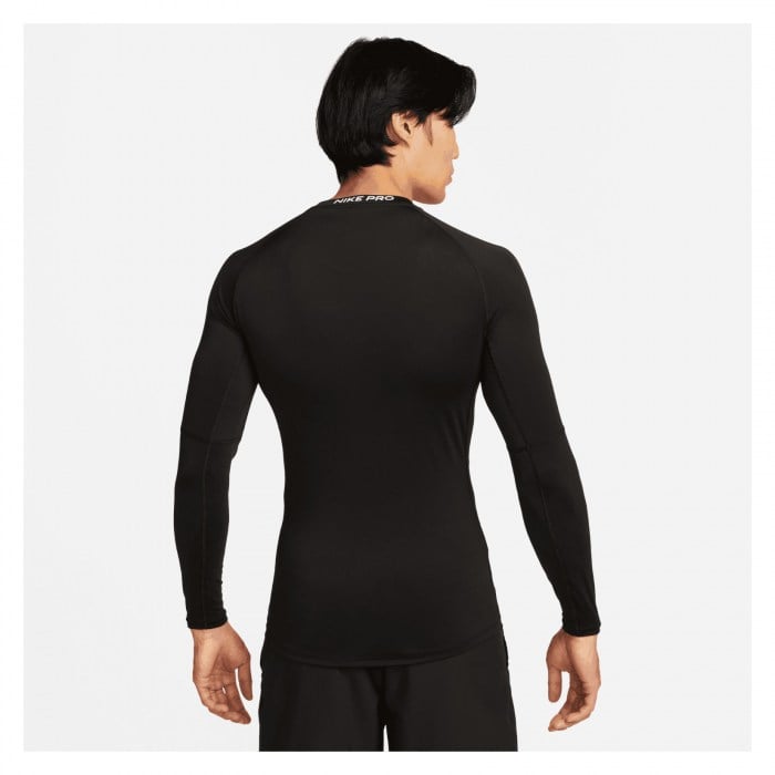 Nike Pro Dri-FIT Tight Long-Sleeve Fitness Top