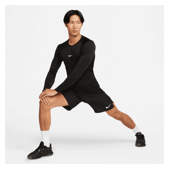 Nike Pro Dri-FIT Tight Long-Sleeve Fitness Top