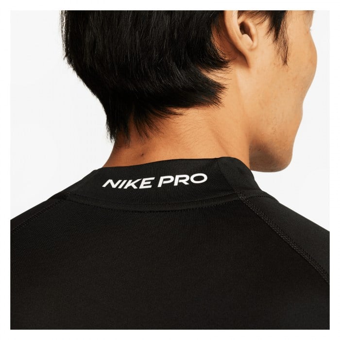 Nike Pro Dri-FIT Fitness Mock-Neck Long-Sleeve Top