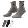 Nike Everyday Cushioned Training Ankle Socks (3 Pack)