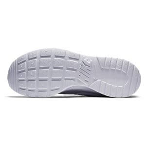 Nike Tanjun Shoe (M) Wolf Grey-White