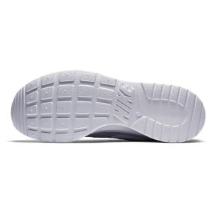 Nike Tanjun Shoe (M) Wolf Grey-White