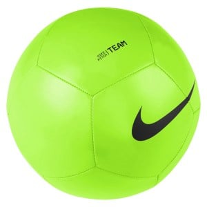 Nike Pitch Team Football