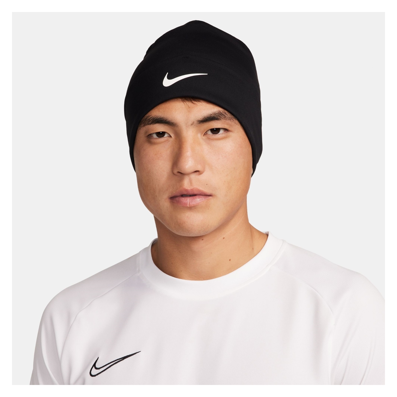 Nike Peak Dri-FIT Standard Cuff Beanie - Black/White