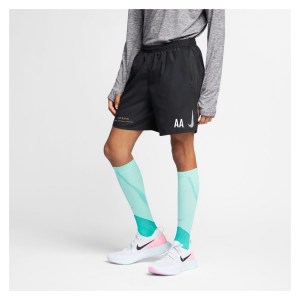 Nike Challenger 7 Inch Shorts